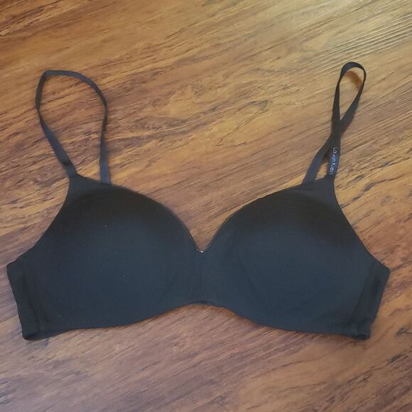 Calvin Klein Black Chic Feminine Classic Essential Trendy Bra Size small - Picture 1 of 3
